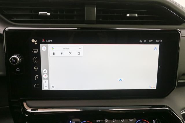 Used 2024 White GMC AT4X image 24