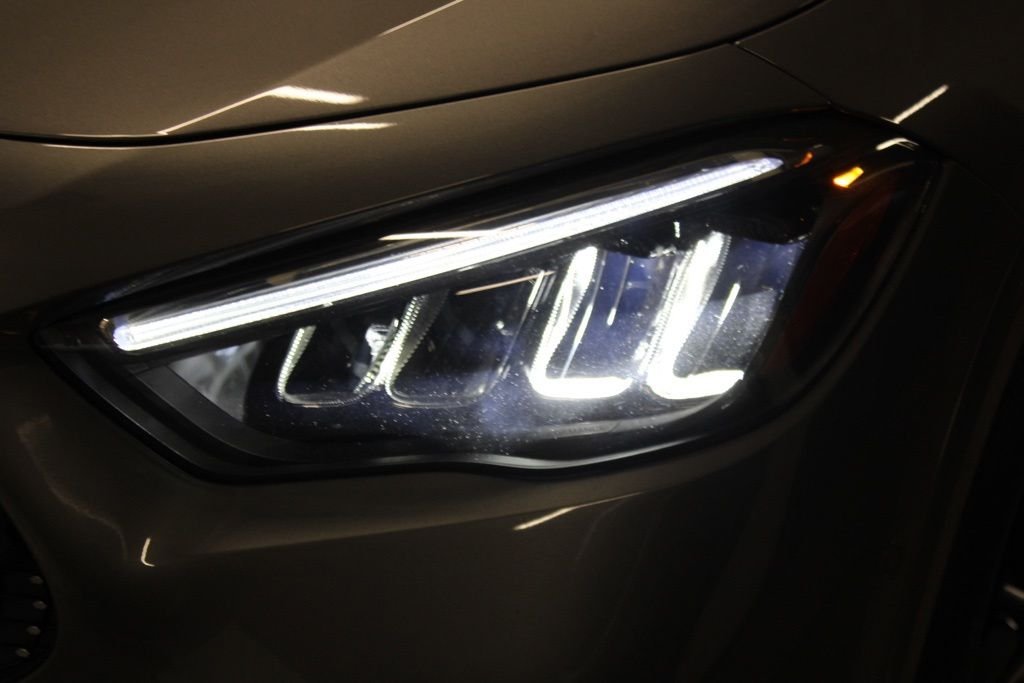 Certified Used 2025 Gray Mercedes-Benz GLA 250 image 32