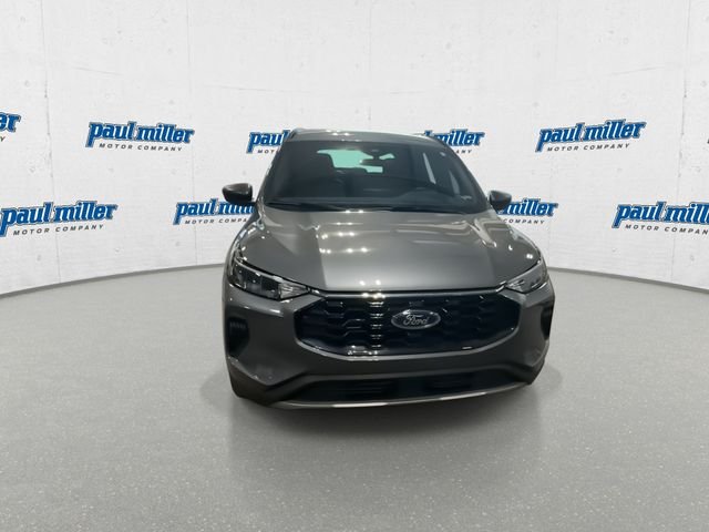 Certified Used 2025 Gray Ford ST-Line image 3