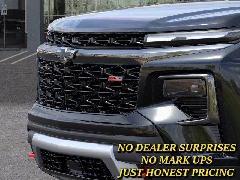 New 2026 Mosaic Black Metallic Chevrolet Z71 image 13