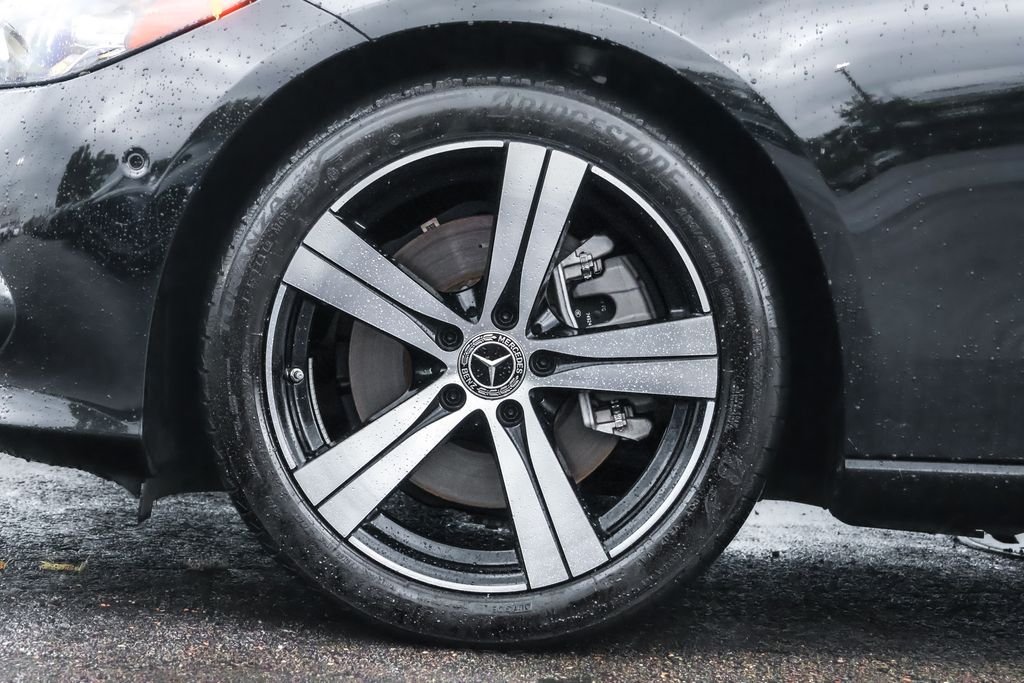Used 2025  Mercedes-Benz C 300 image 17