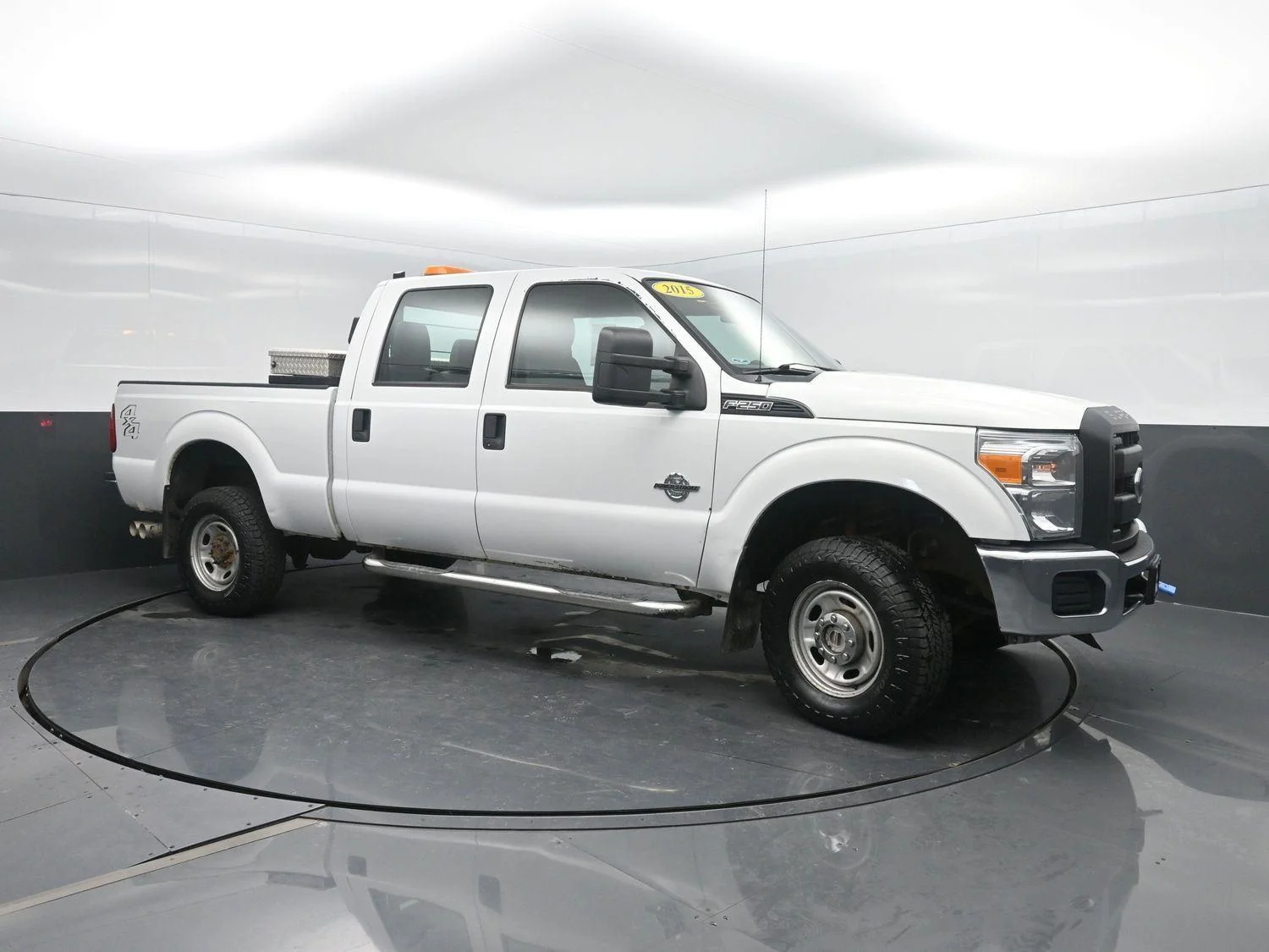 Used 2015 Oxford White Ford XL image 4