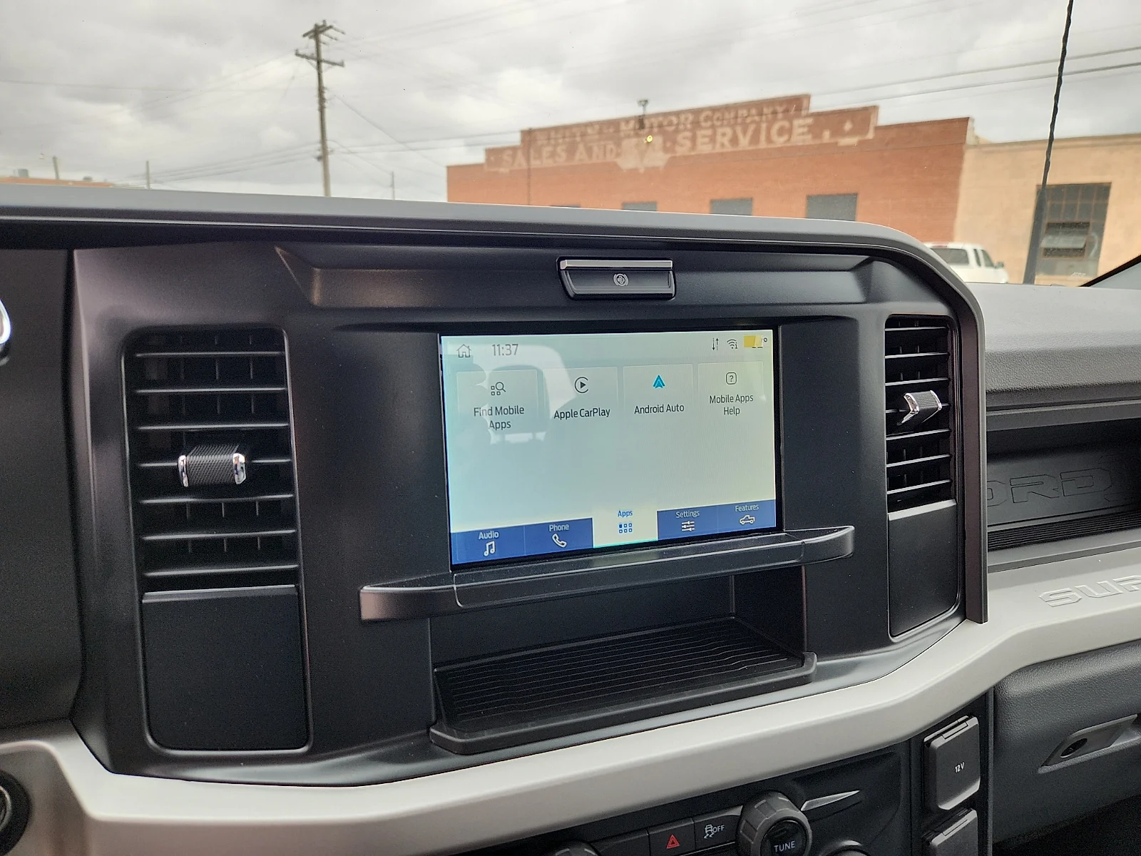 New 2026 Oxford White Ford F-250® XL image 24