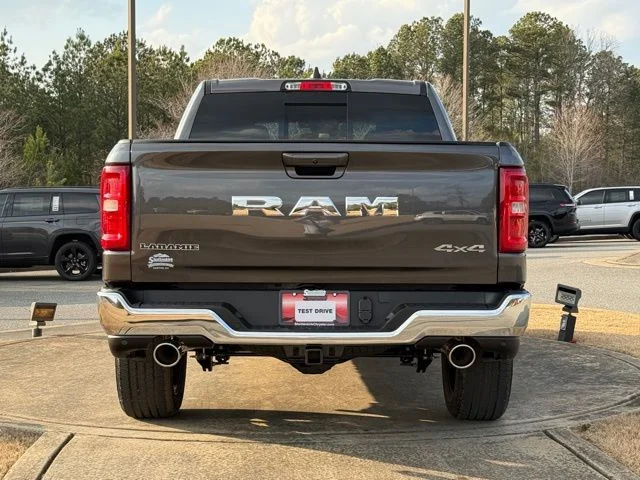 New 2026 Granite Crystal Metallic Clear-Coat Exterior Paint RAM Laramie image 6