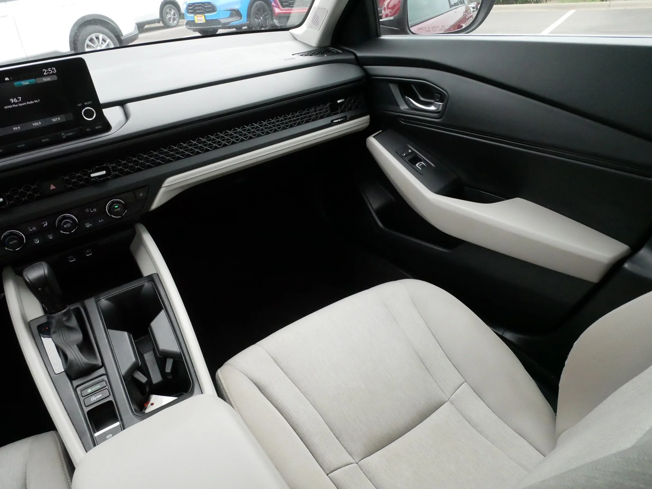 2023 Honda Accord EX - Photo 11