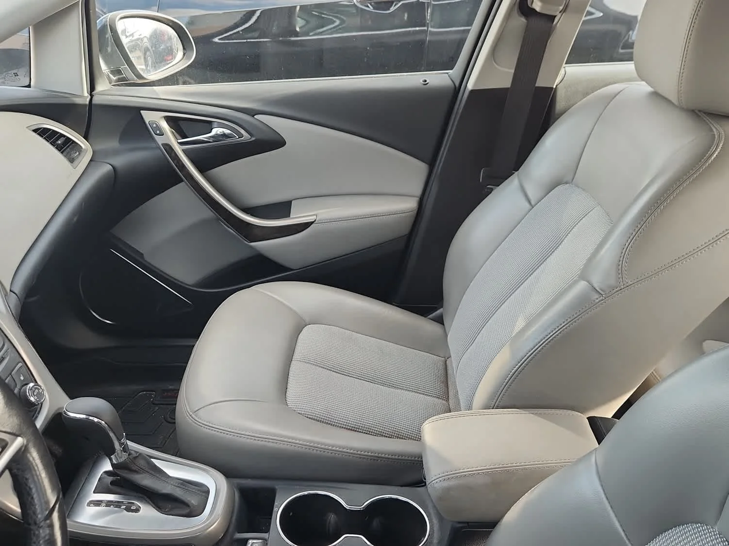 Used 2015 Smoky Gray Metallic Buick Convenience Group image 10