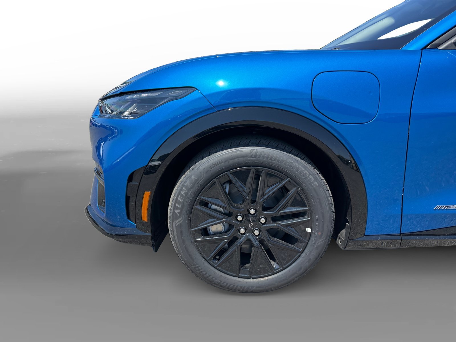 New 2026 Velocity Blue Metallic Ford Premium image 9