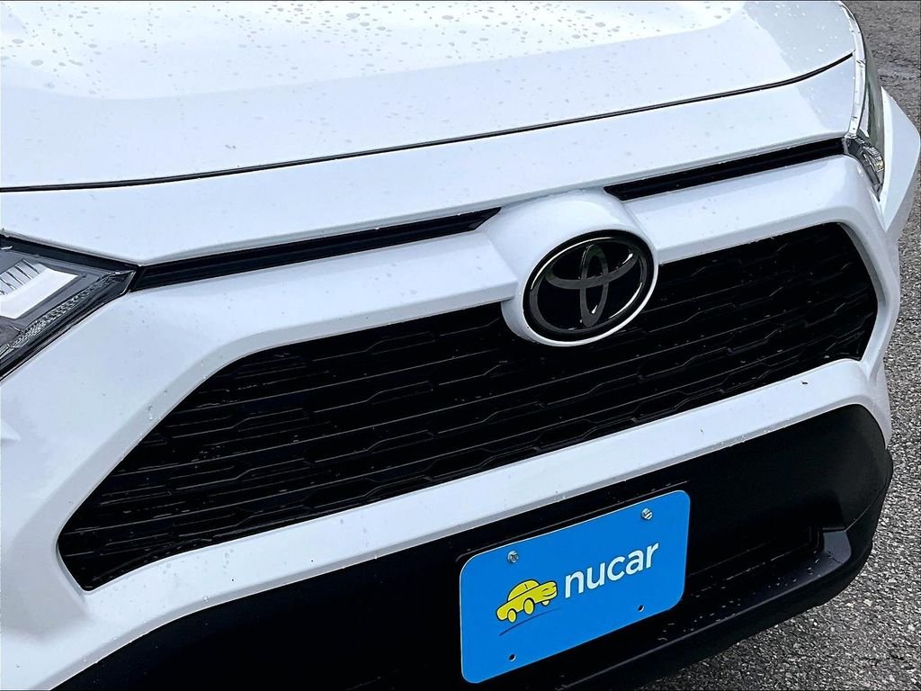 Used 2024 White Toyota XLE image 30