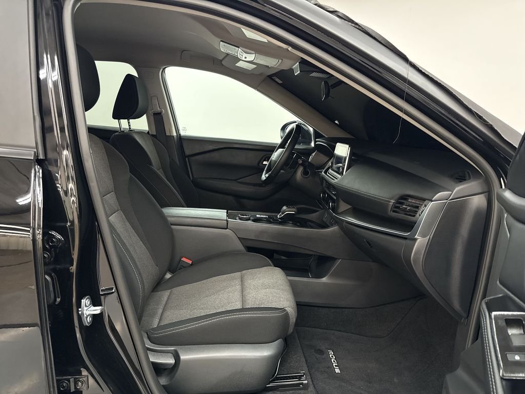 Certified Used 2026 Super Black Nissan SV image 18
