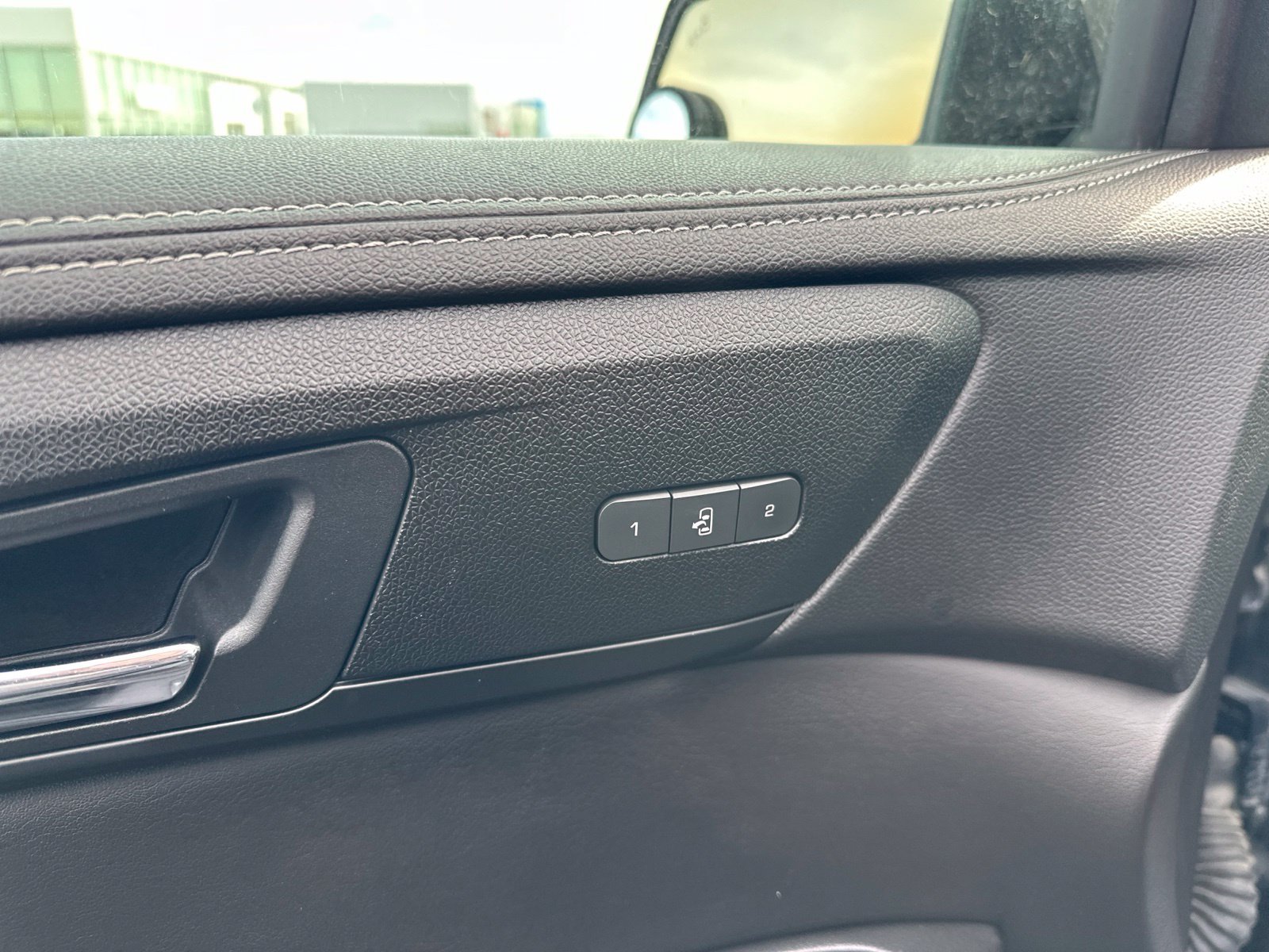 Used 2017 Silver GMC Limited image 17