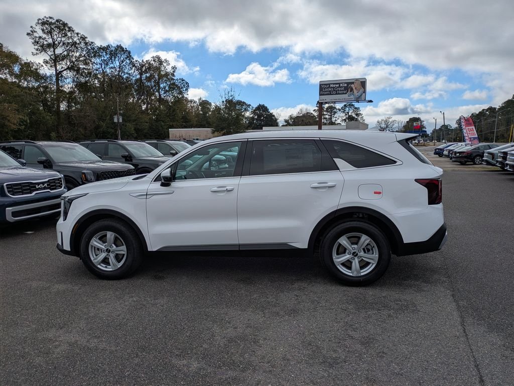 New 2026 Glacial White Pearl Kia LX image 6