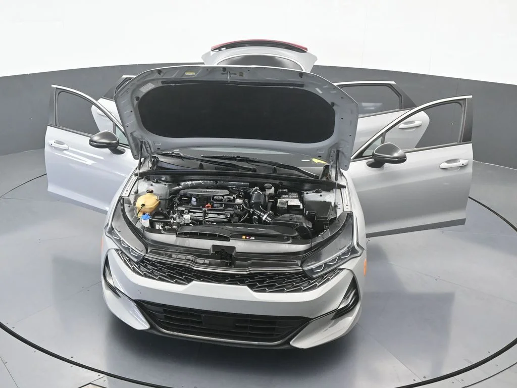 Used 2024 Wolf Gray Kia GT-Line image 75