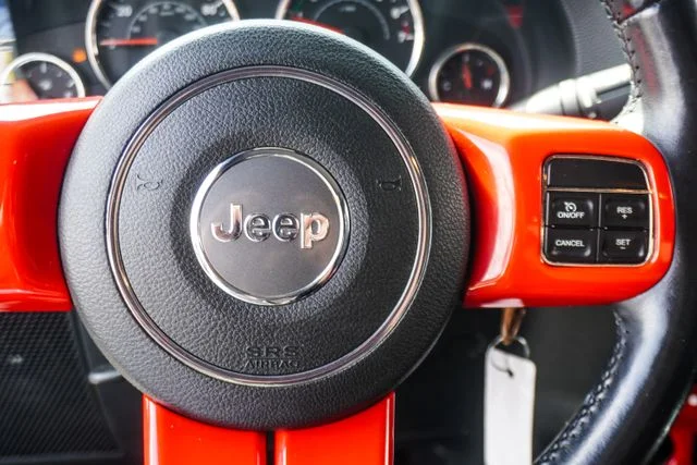 Used 2014 Gray Jeep Unlimited Sport image 21