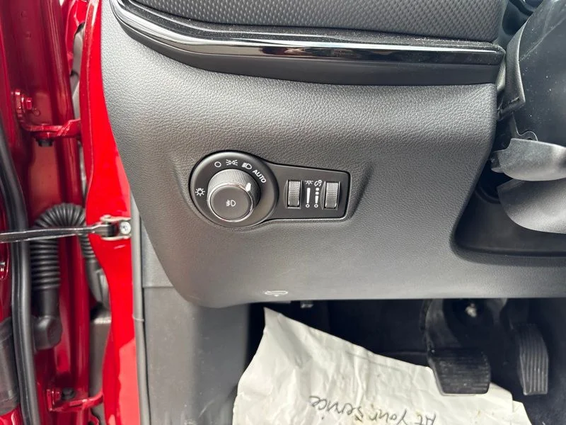 New 2026 Red Hot Pearl-Coat Exterior Paint Jeep Limited image 28
