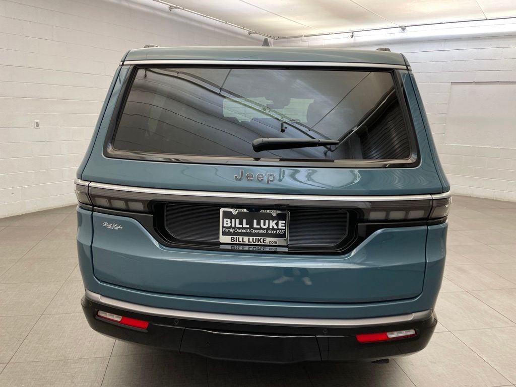 New 2026 Steel Blue Exterior Paint Jeep  image 5