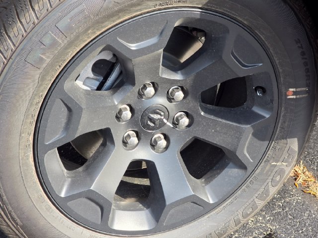 New 2027 Diamond Black Crystal Pearl-Coat Exterior Paint RAM Express image 24