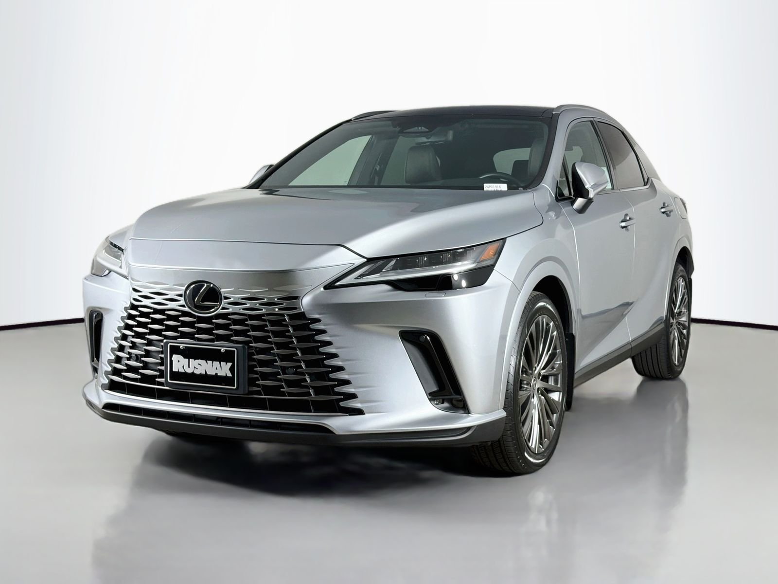 Used 2023 Iridium Lexus 350 Luxury image 3