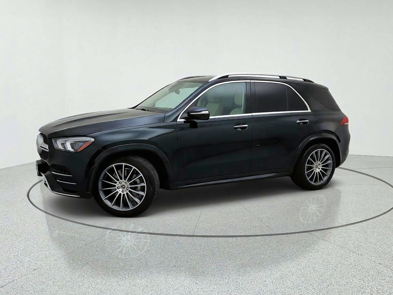 Certified Used 2023 Emerald Green Metallic Mercedes-Benz GLE 450 image 15