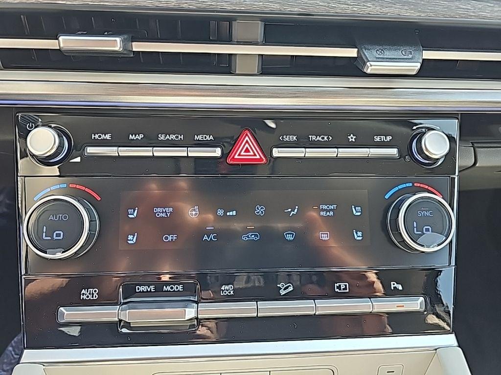 2026 Hyundai Santa Fe Limited - Photo 19