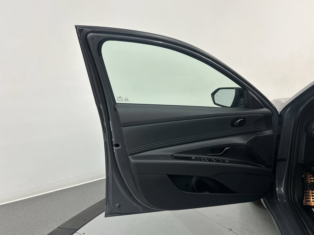 Used 2026 Gray Hyundai SEL Sport Plus image 13