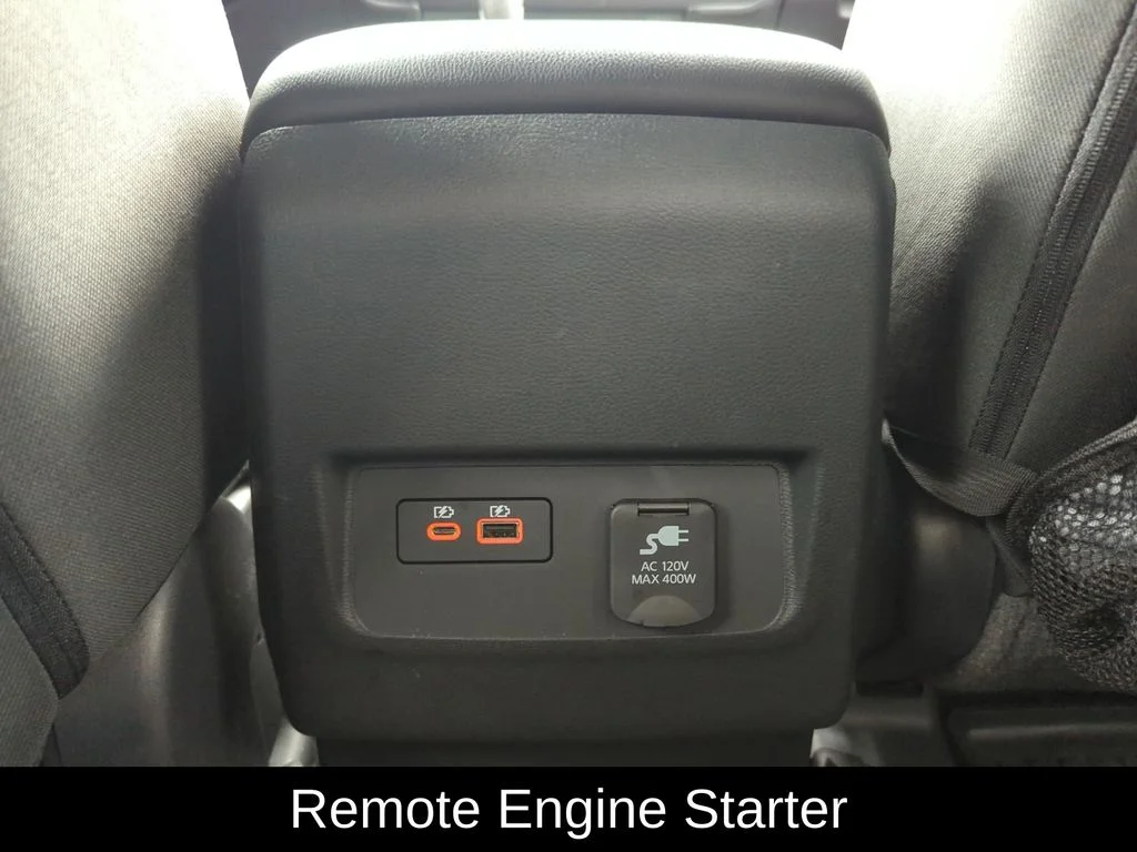 Used 2025 Black Nissan PRO-4X image 19
