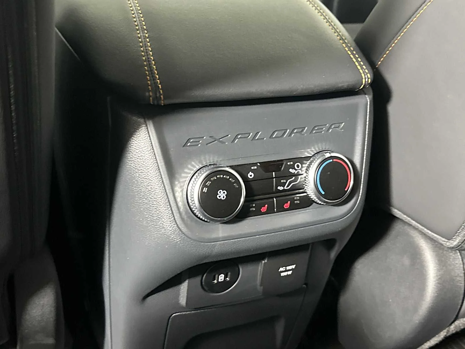 New 2026 Star White Metallic Tri-Coat Ford Tremor image 25