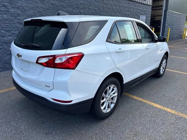 Used 2019 Summit White Chevrolet LS image 5