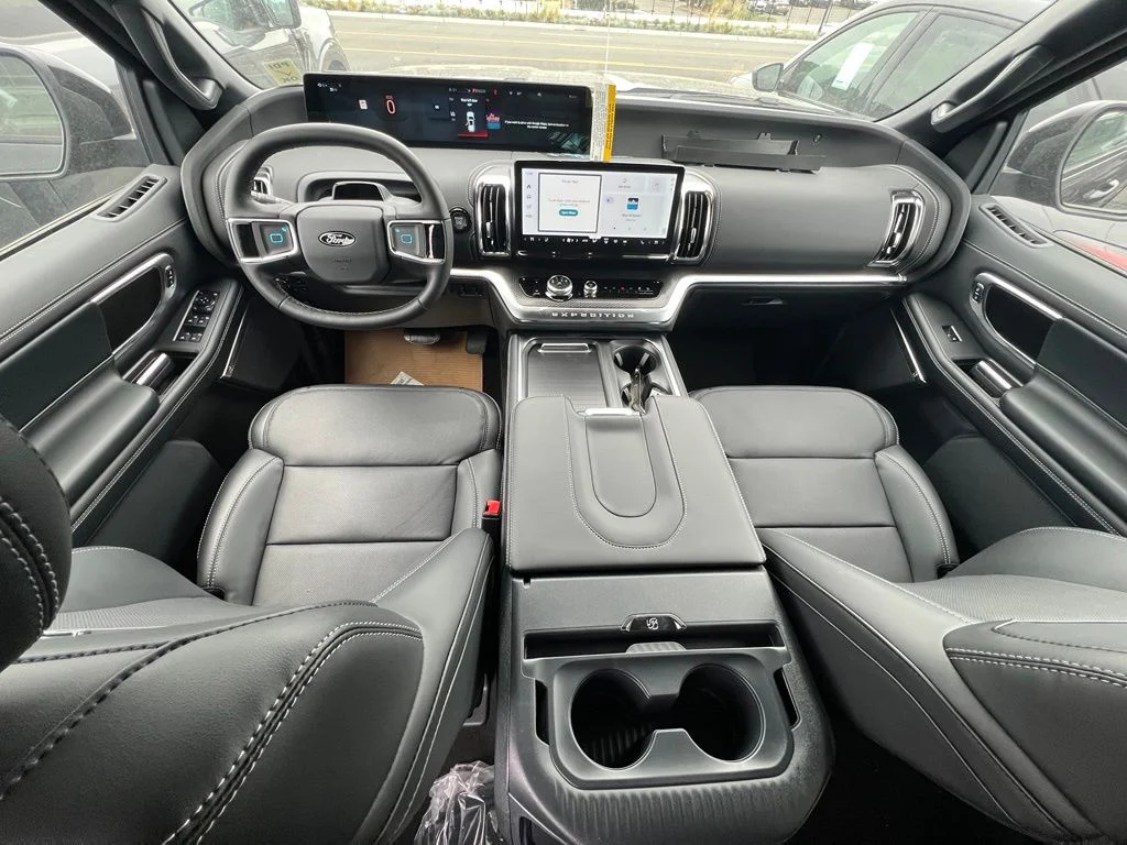 New 2026 Dark Matter Gray Metallic Ford Platinum® image 18