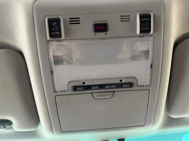 Used 2013 Blizzard Pearl Toyota Base image 14