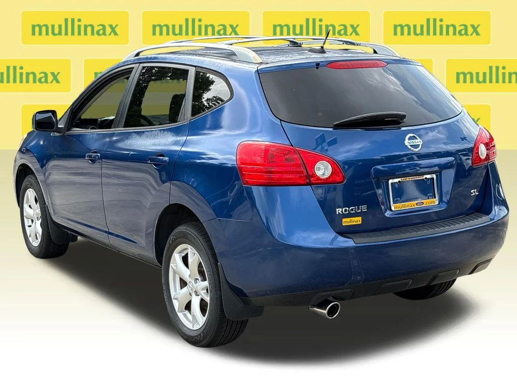 Used 2009 Blue Nissan SL image 15
