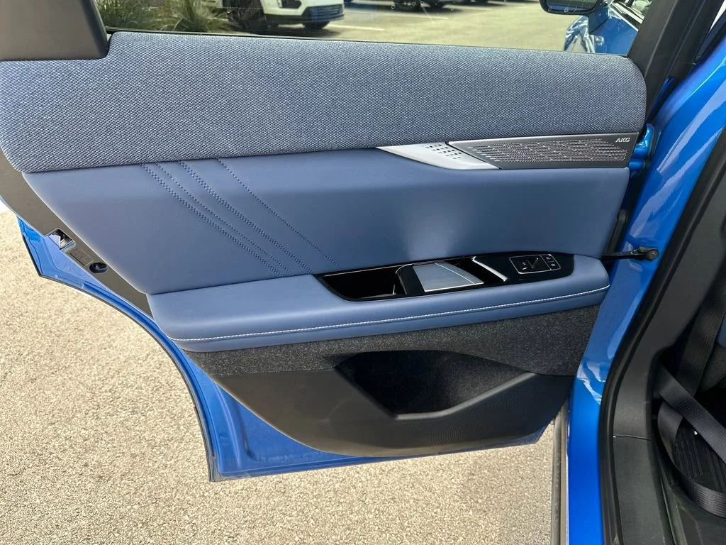 2025 Cadillac OPTIQ Luxury 2 - Photo 30