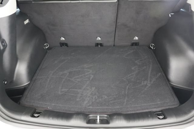 Used 2022 Silver Jeep Latitude image 21
