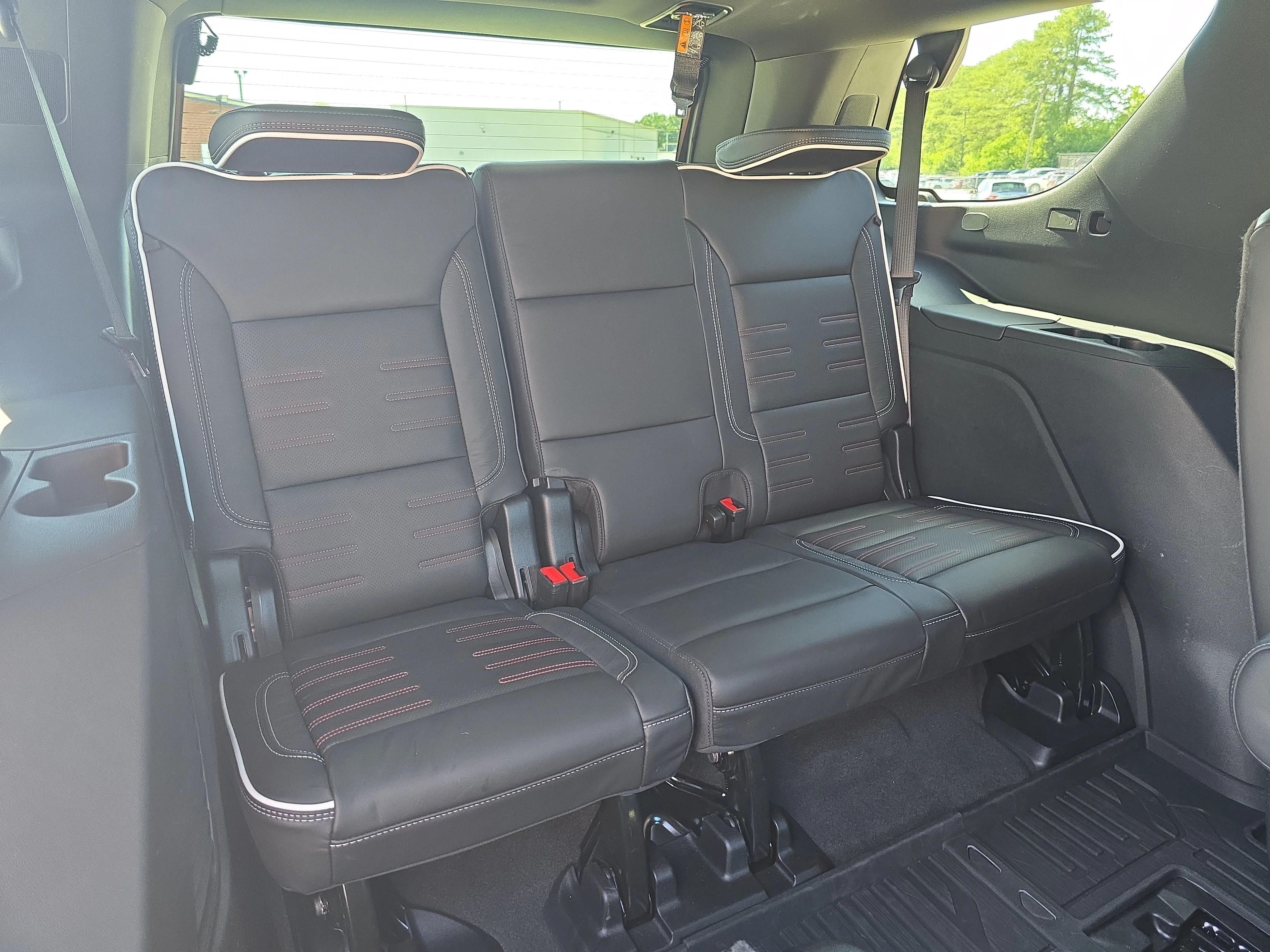 Used 2026 Sterling Metallic GMC AT4 Ultimate image 12