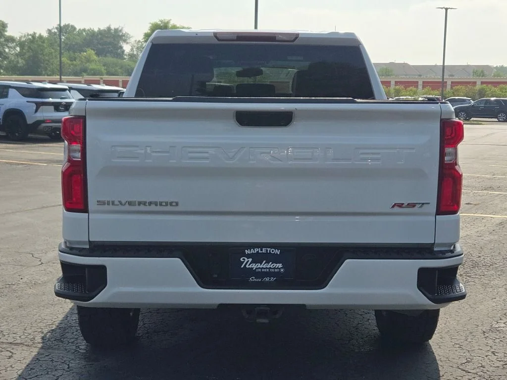 Used 2024 White Chevrolet RST image 13