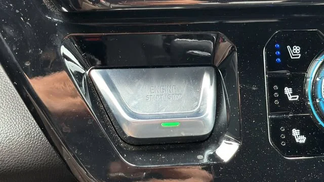 Used 2023 Sterling Metallic GMC AT4X image 29