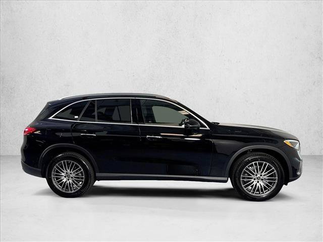 New 2026 Black Mercedes-Benz GLC 300 image 33