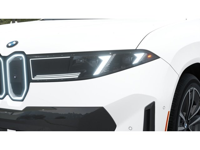 New 2027 Alpine White BMW 50 xDrive image 6