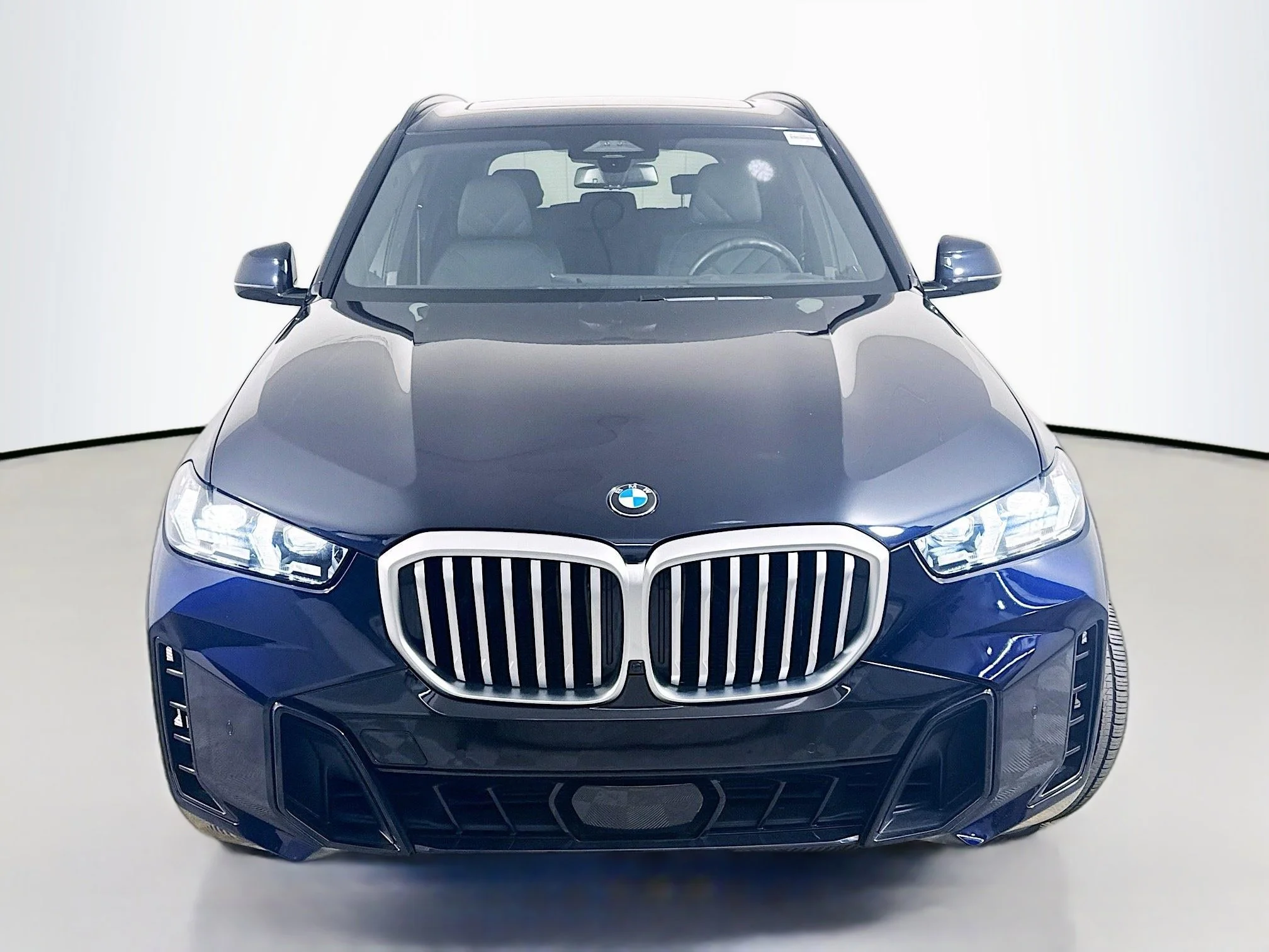 Used 2026 Carbon Black Metallic BMW sDrive40i image 2