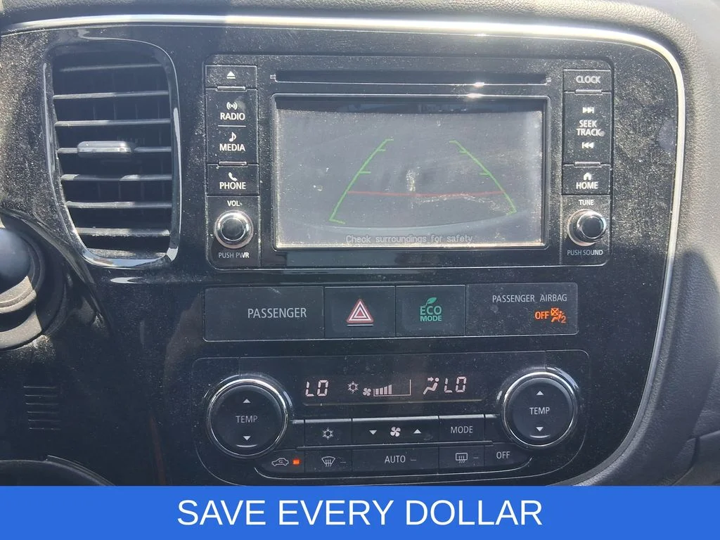 Used 2017  Mitsubishi ES image 8