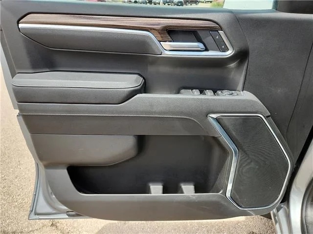 Used 2026 Silver Chevrolet LTZ image 12