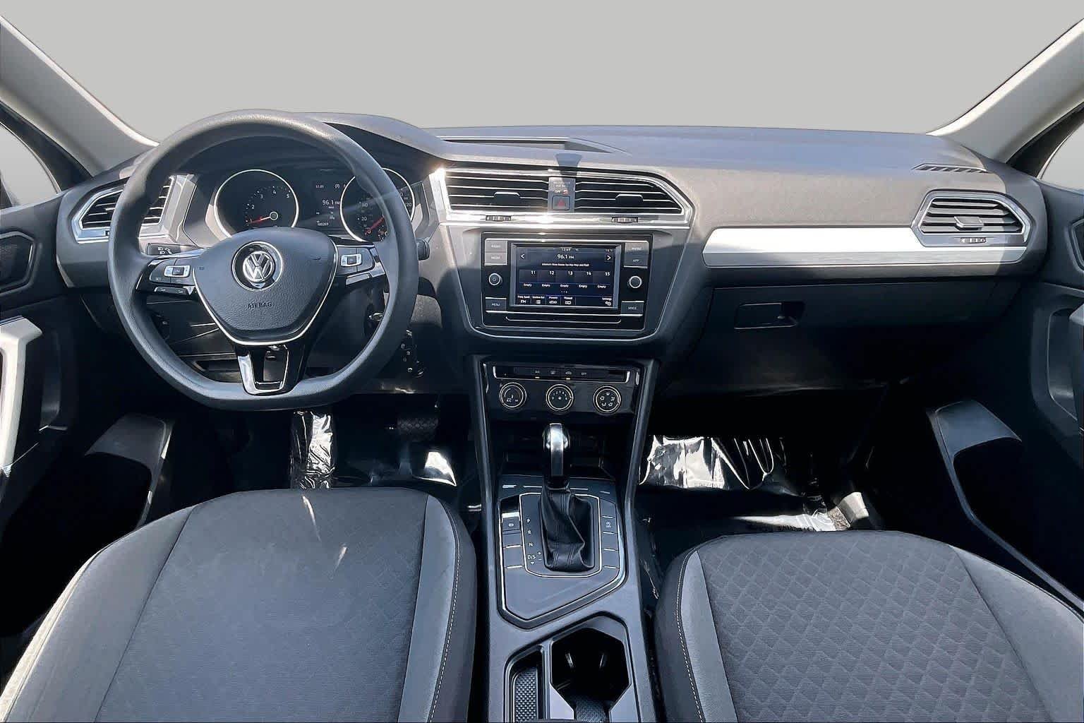 Used 2020 Deep Black Pearl Volkswagen S image 15