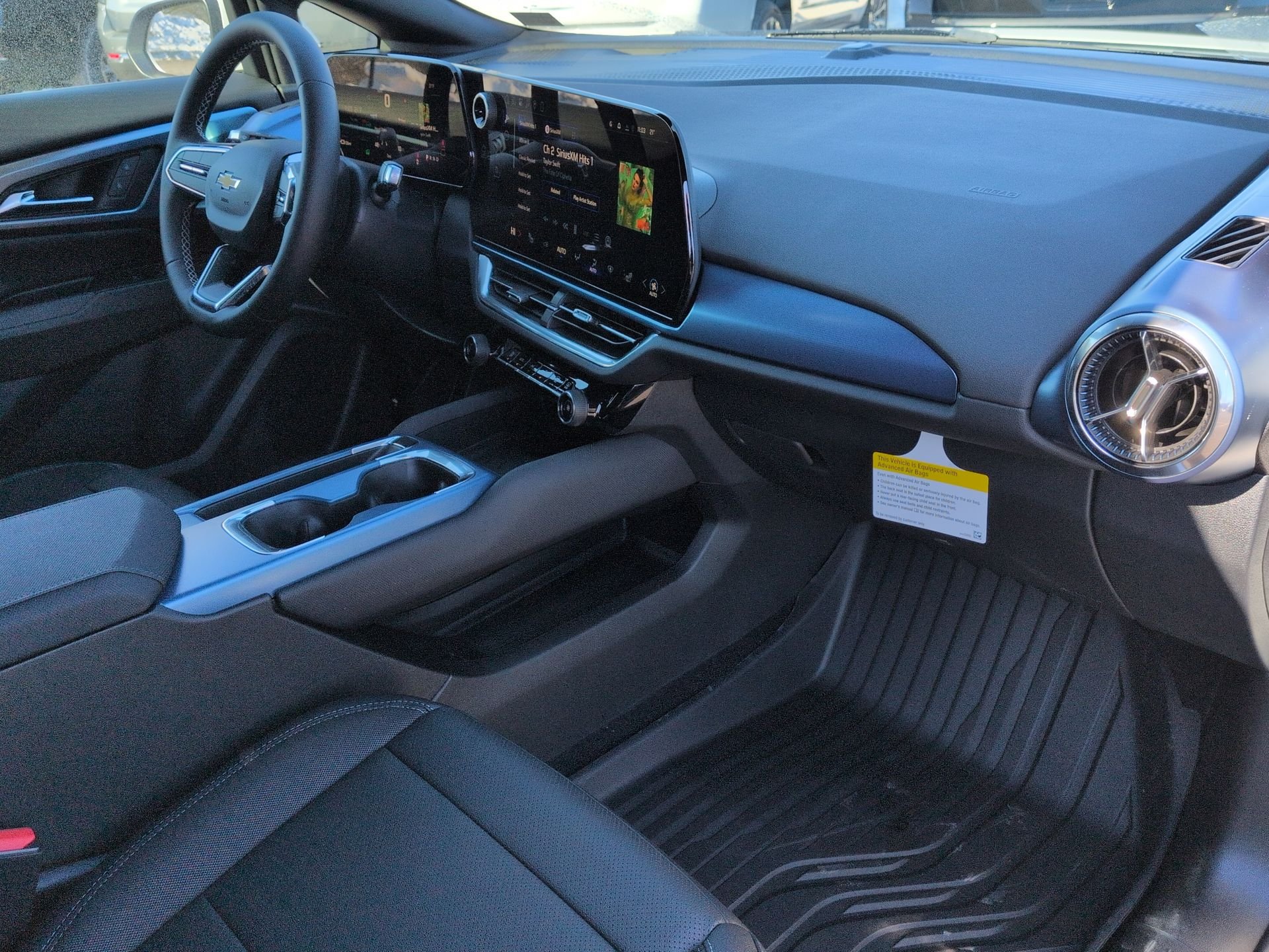 New 2026 Summit White Chevrolet LT image 63