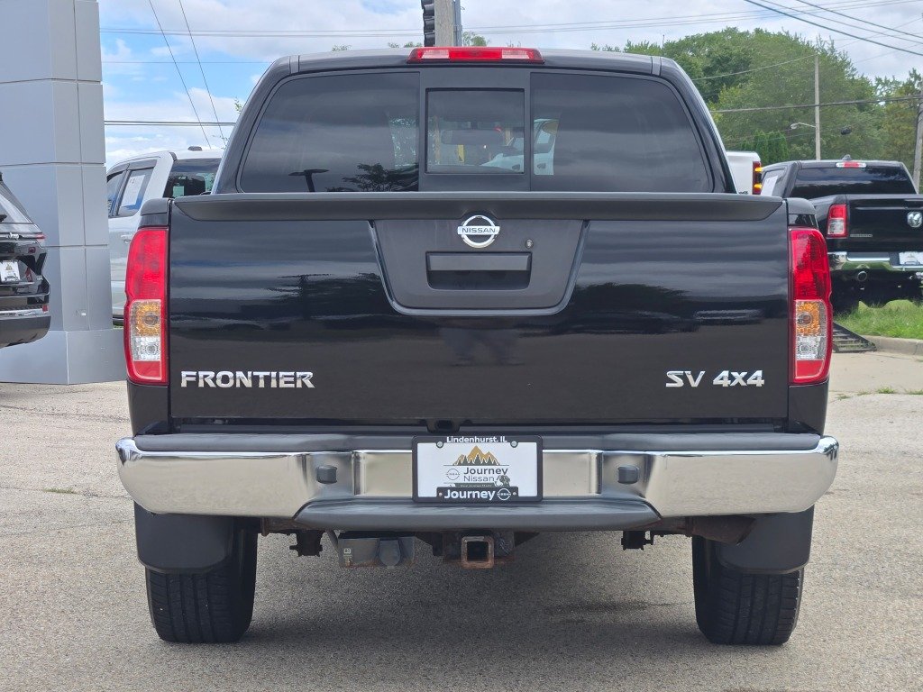 Used 2015 Black Nissan SV image 14