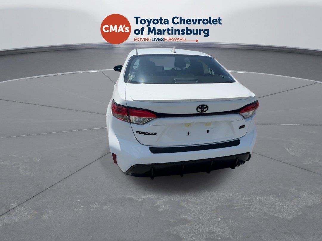 New 2026 Ice Cap Toyota SE image 7