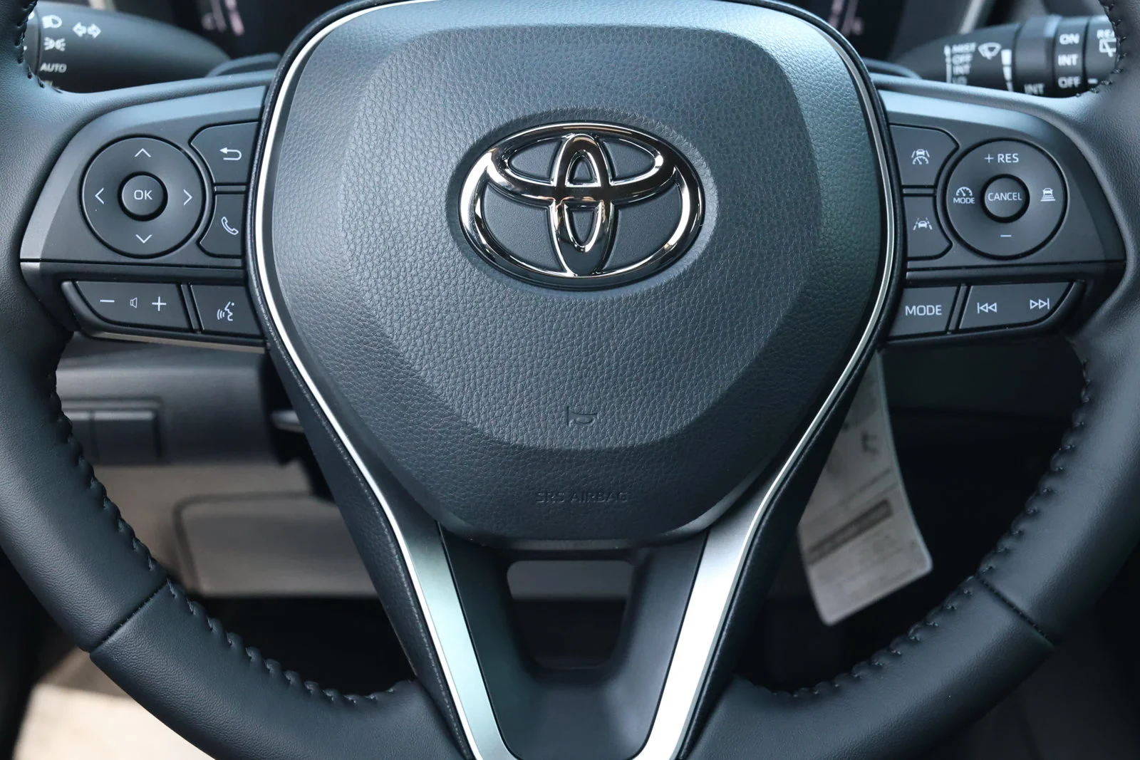 New 2027 Classic Silver Metallic Toyota SE image 17
