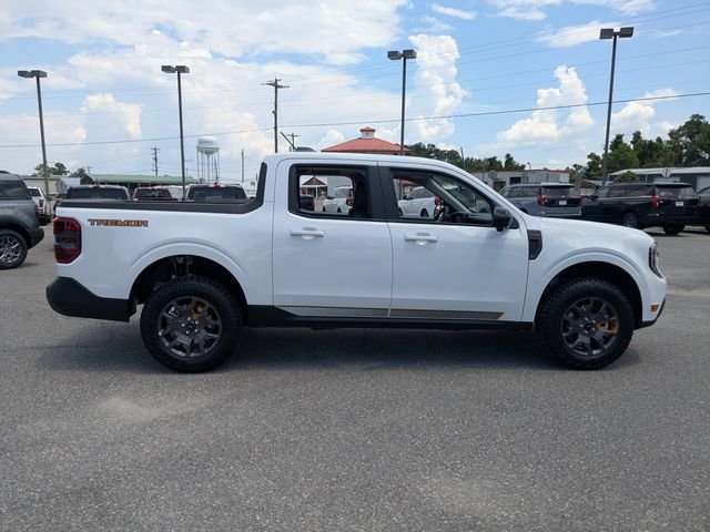 New 2026 Oxford White Ford Tremor® image 3