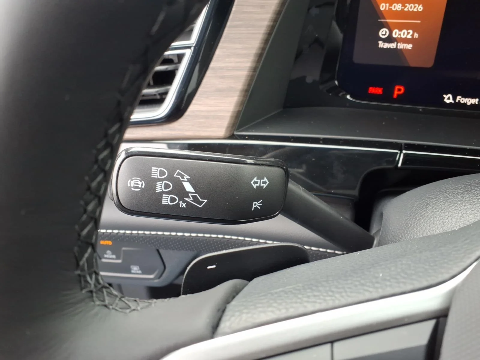 2026 Volkswagen Atlas SEL Premium R-Line - Photo 12