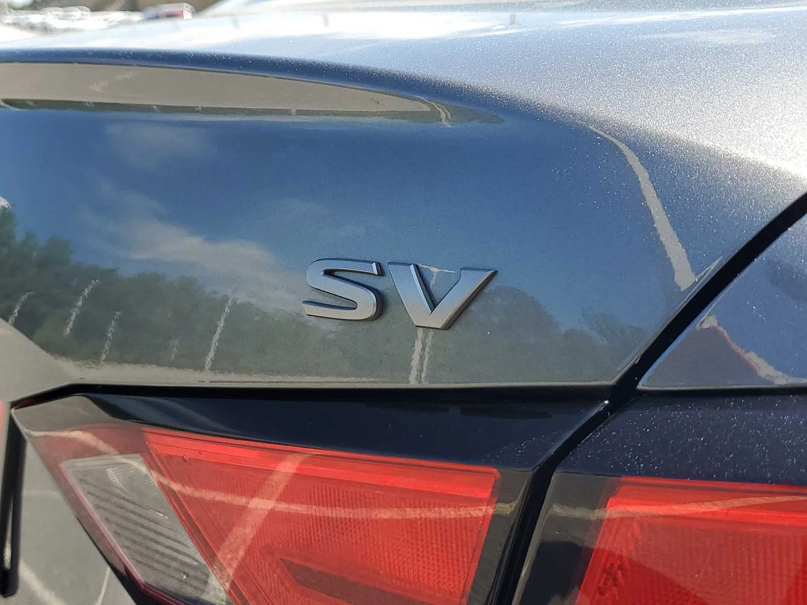 Used 2024 Gun Metallic Nissan 2.5 SV image 7