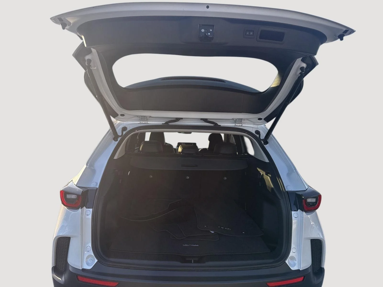 Used 2025 White Mazda 2.5 S Preferred Package image 21
