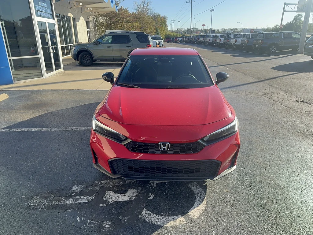 2027 Honda Civic Hatchback Sport, photo 2 of 12